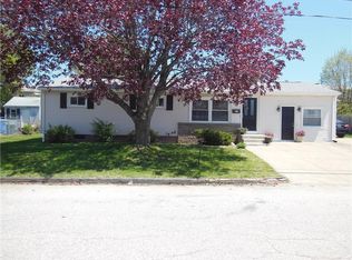 62 Woodland Ave, Cranston, RI 02920