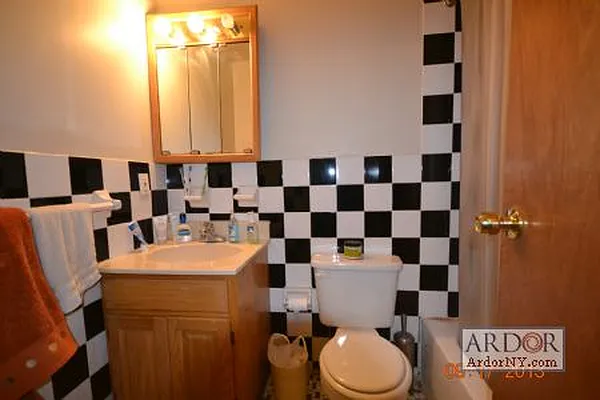 Rented by ArdorNY | media 17