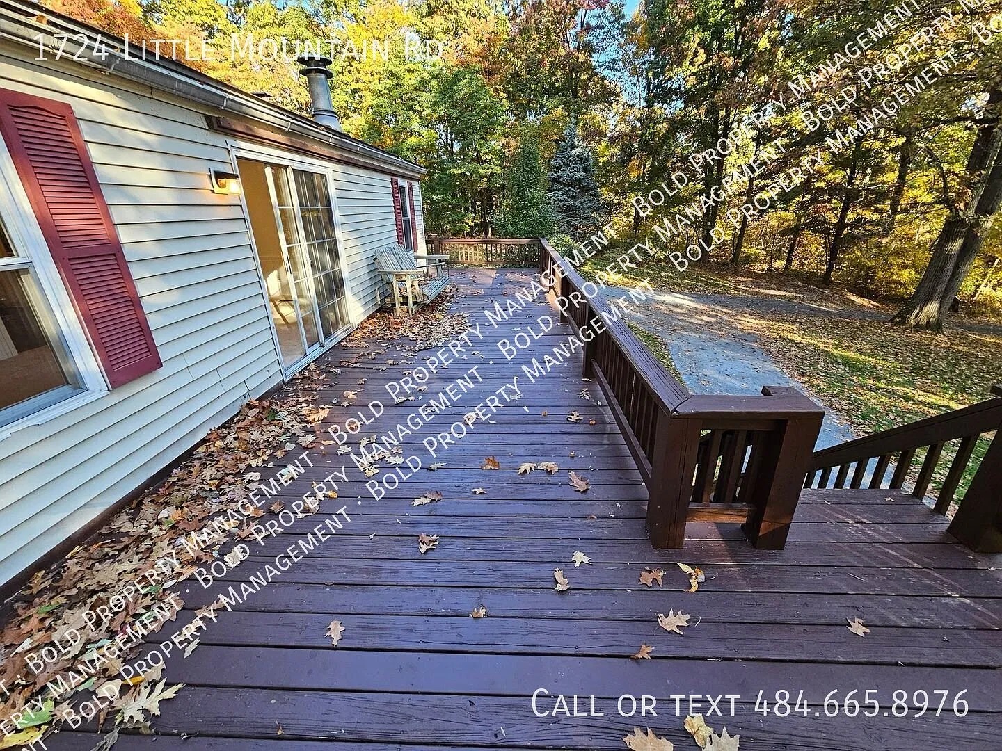 Charming, quiet country wooded setting 2bd, 1 1/2 bath home, finished 1/2 basement, plenty of sto... — Photo 3
