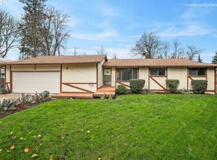 9500 SW Whitford Ln, Beaverton, OR 97008