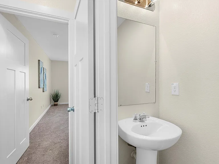 21155 Gosling Rd #30D — Photo 16