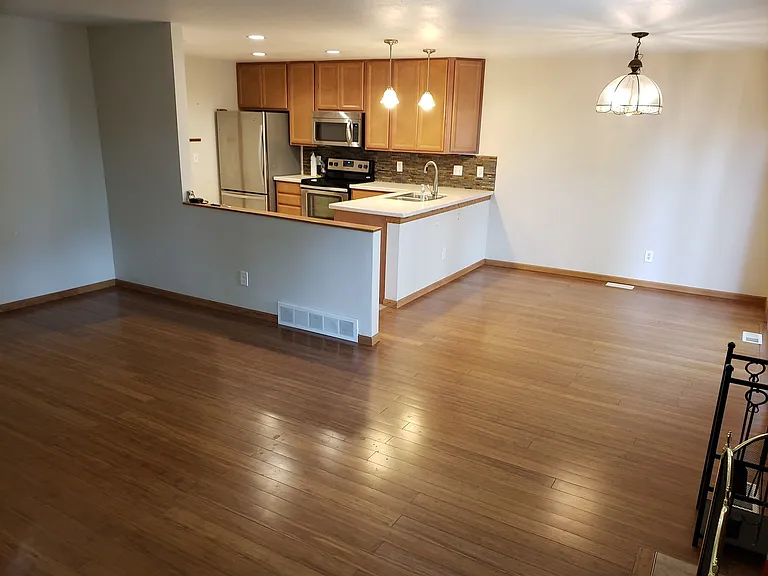 6221 W 110th Ave — Photo 3
