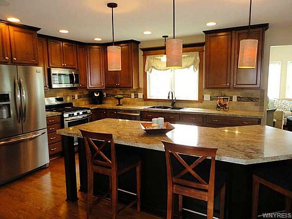 5th image of 112 Caldwell Dr