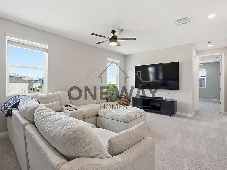 5832 E Rose Garden Ln — Photo 5