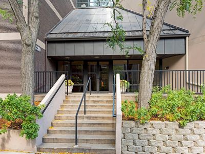 7200 York Ave S APT 423, Edina, MN, 55435