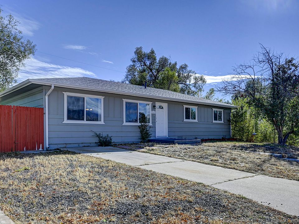 Front Entry, Apple Tree and Plenty of Parking