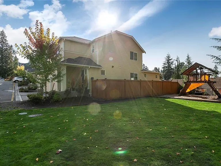 2624 197th Pl SW #A — Photo 7