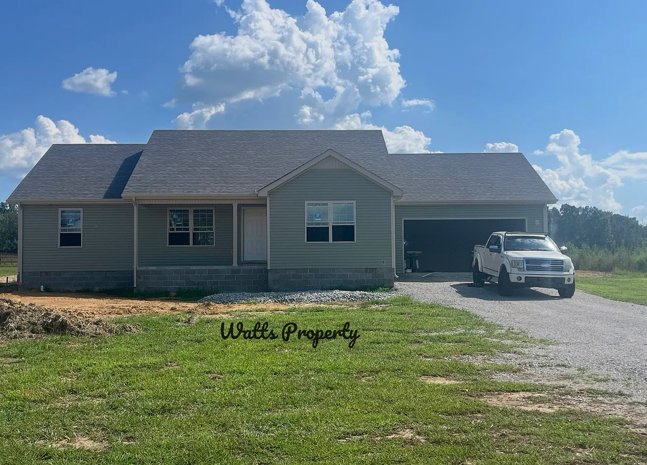 3 bed, $1,950 — Photo 1