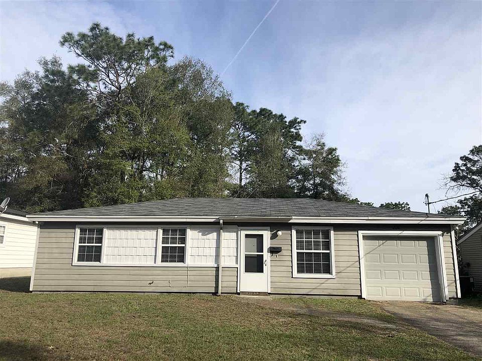 1st image of 266 Oakview Dr