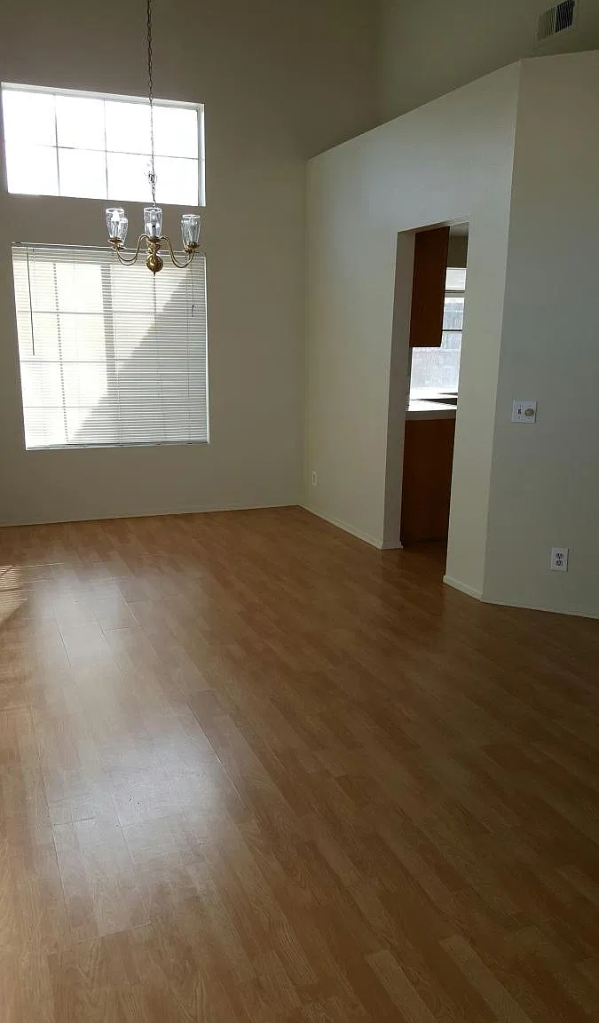3 bed, 2.5 bath, 1629 sqft, $3,200 — Photo 3