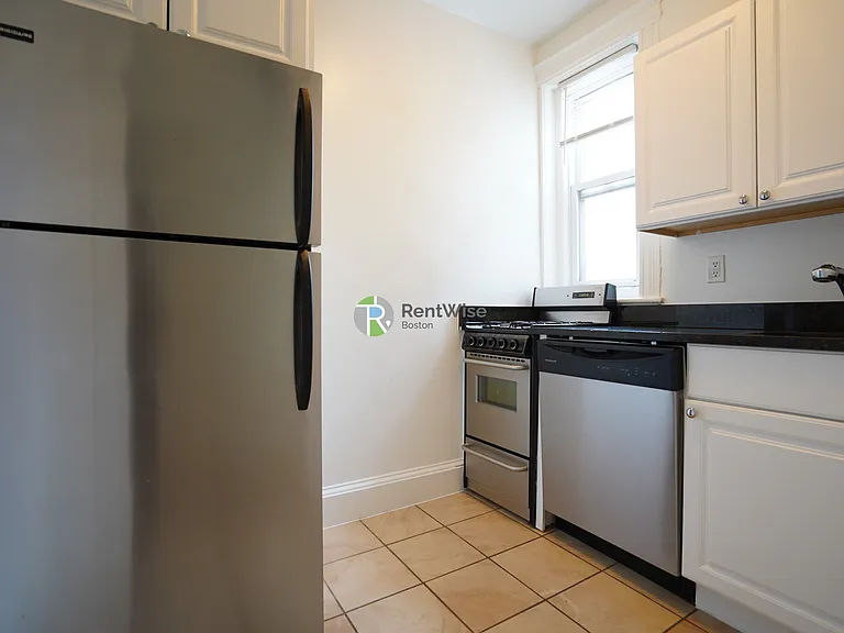 82 Brainerd Rd #19 — Photo 7
