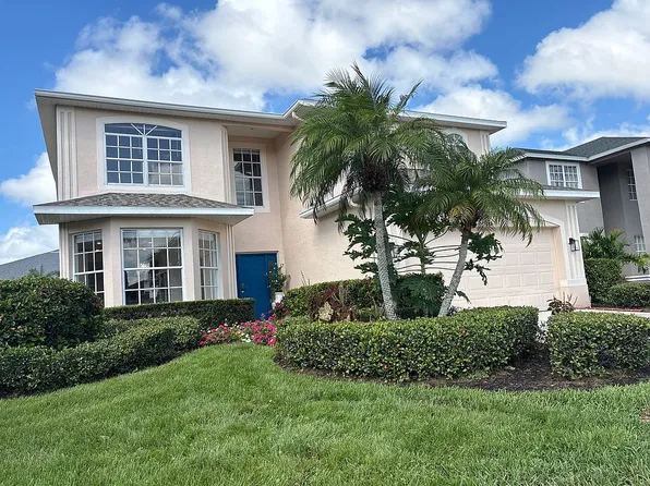 7462 Featherstone Blvd, Sarasota, FL 34238