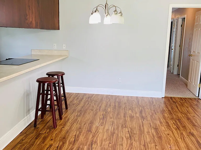 3604 Clear Creek Dr — Photo 5