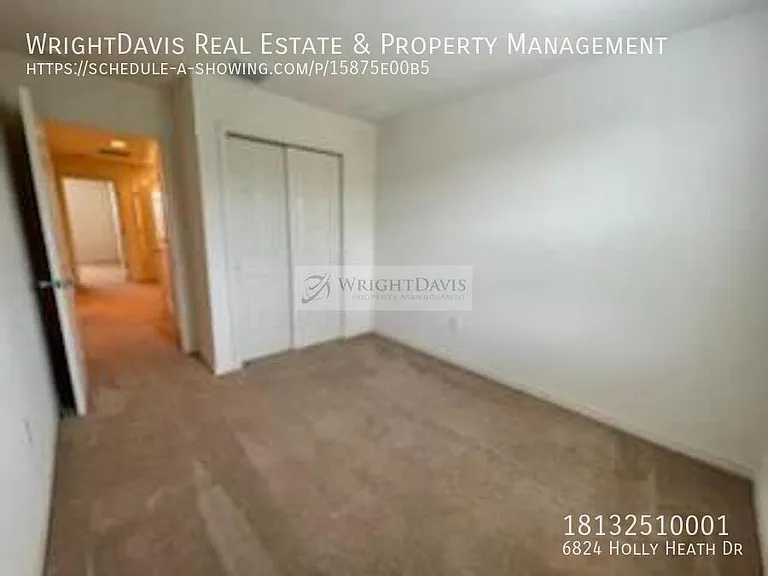 6824 Holly Heath Dr — Photo 9