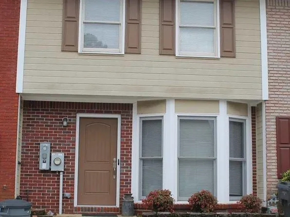 5073 Falling Creek Ln, Birmingham, AL 35235