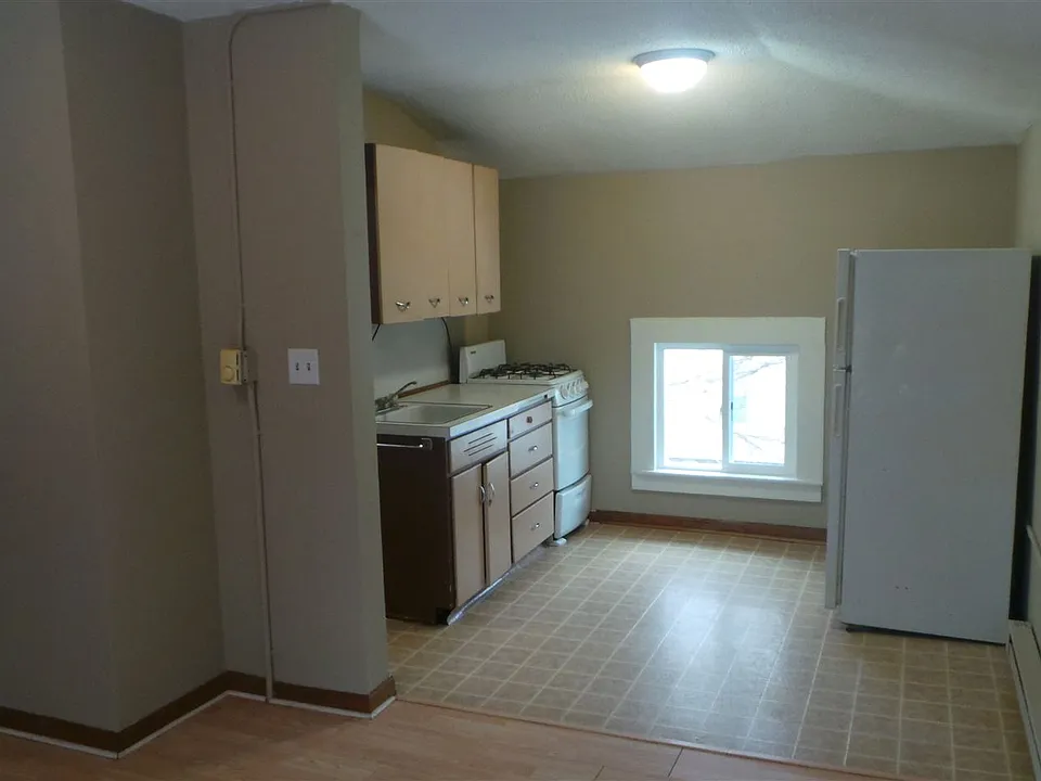 apt. 4