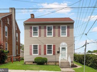 12 Fulton St, Hanover, PA 17331