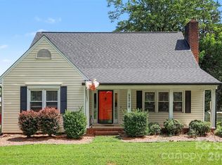 2318 Old Hickory Grove Rd, Mount Holly, NC 28120