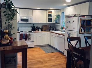 225 Colonial Dr, Portsmouth, NH 03801