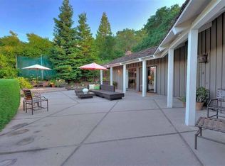 220 Durazno Way, Portola Valley, CA 94028