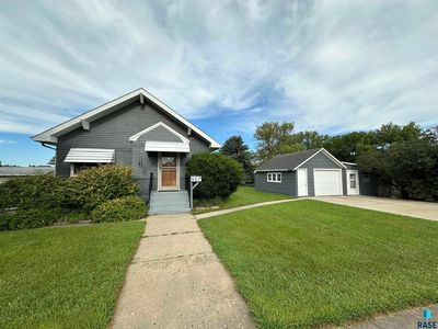 507 N 1st St, Beresford, SD, 57004