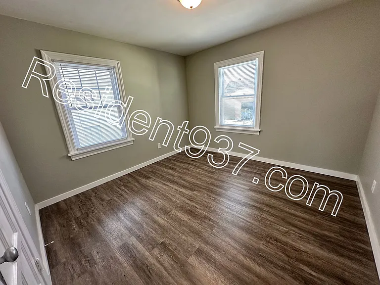1659 Hearthstone Dr — Photo 8