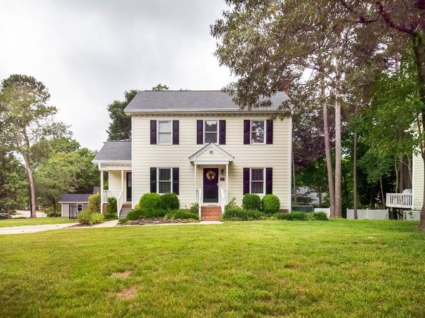 202 Wood Hollow Dr