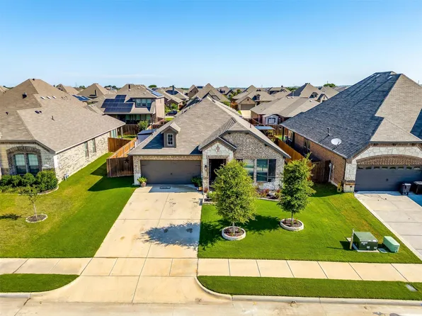 236 Old Wichita Trl, Saginaw, TX 76131
