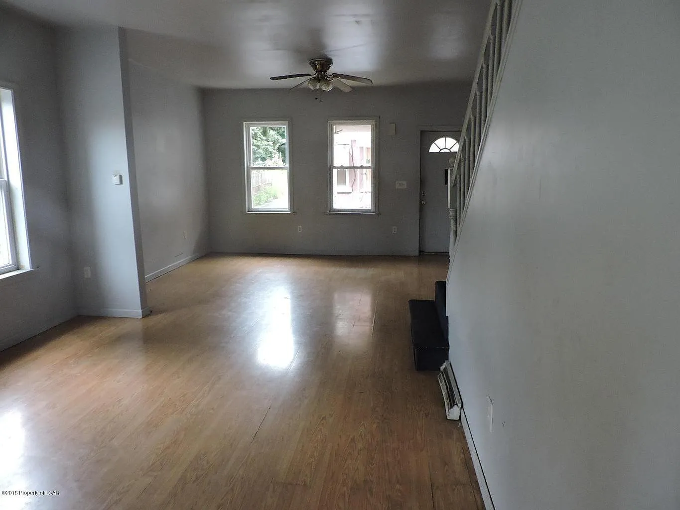 3 bed, 1208 sqft, $1,250 — Photo 2