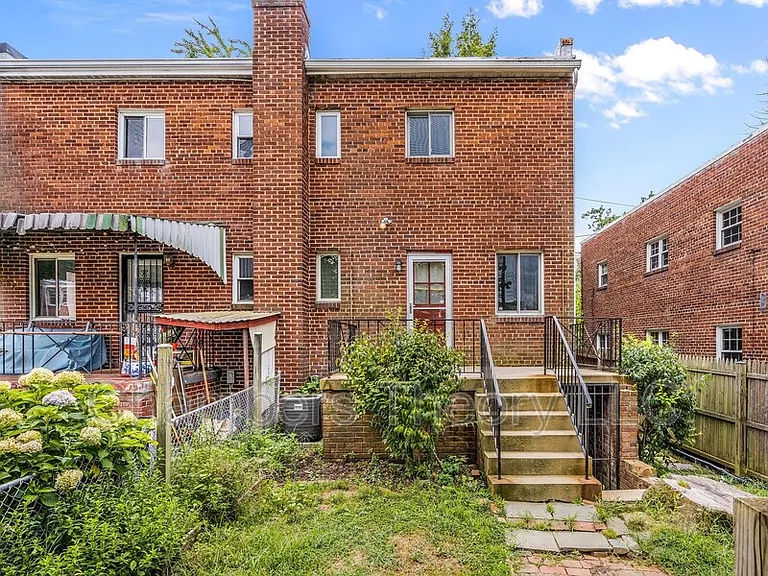 1419 Rittenhouse St NW — Photo 42