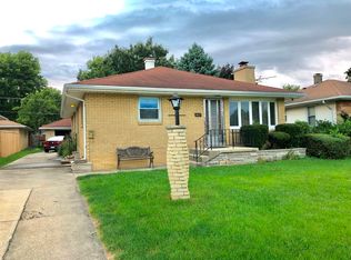 1807 Oakland Ave, Crest Hill, IL 60403