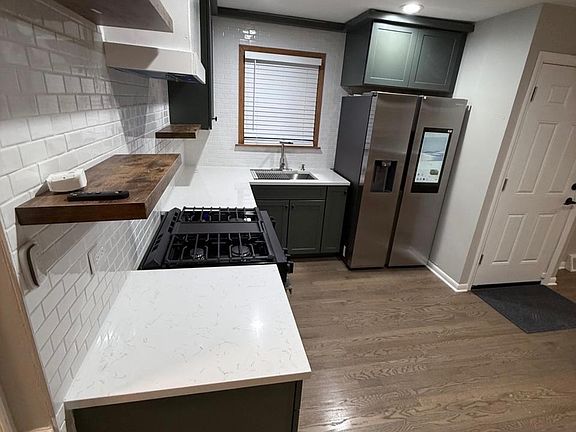 2nd image of 6215 S Monitor Ave
