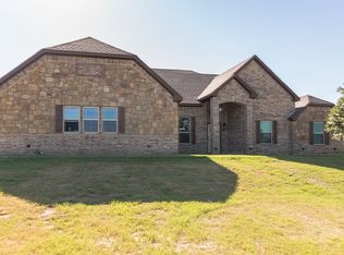 1524 Turpin Lake Rd, Poolville, TX 76487