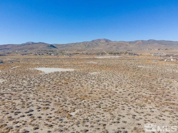 Sherwin Way, Silver Springs, NV 89429
