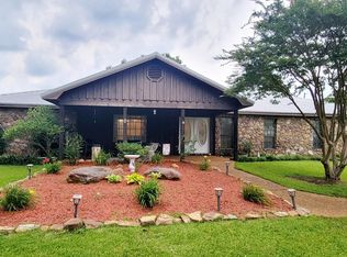 15590 N 51st Hwy, Oakland, MS 38948