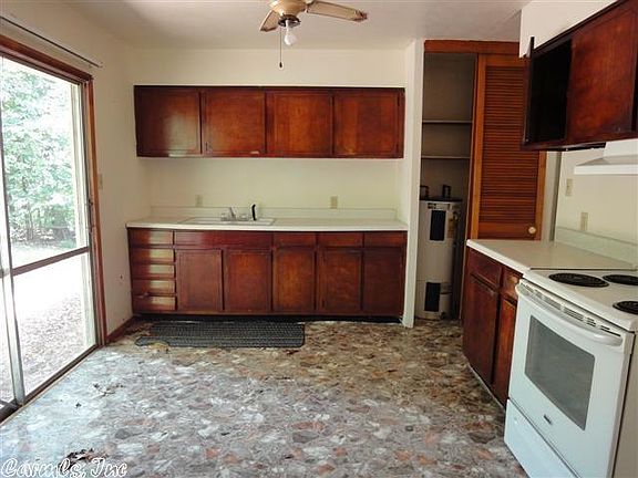 4th image of 39 Arrowhead Dr