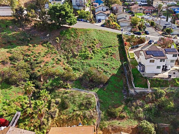 3rd image of 1408 Coronado Ave #35