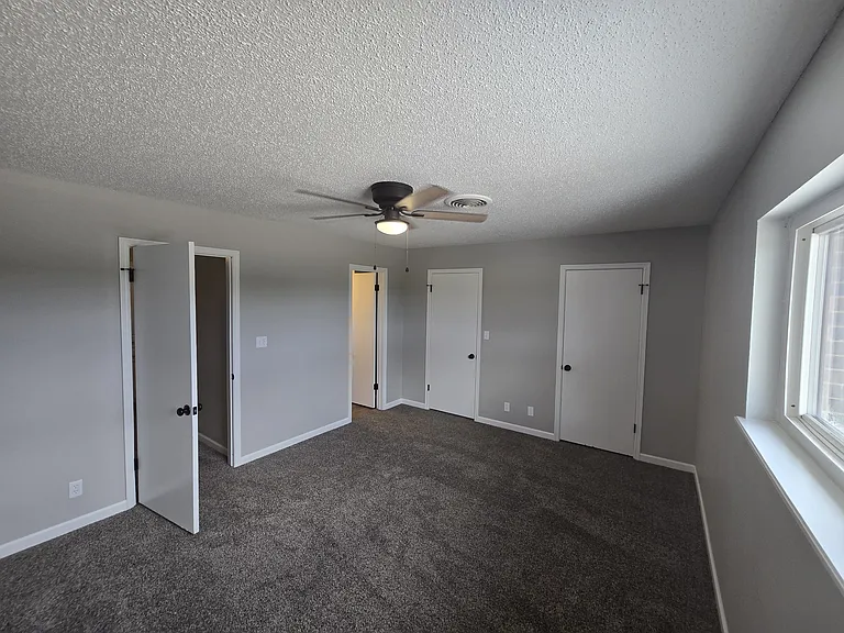 1303 Canterbury Blvd — Photo 17