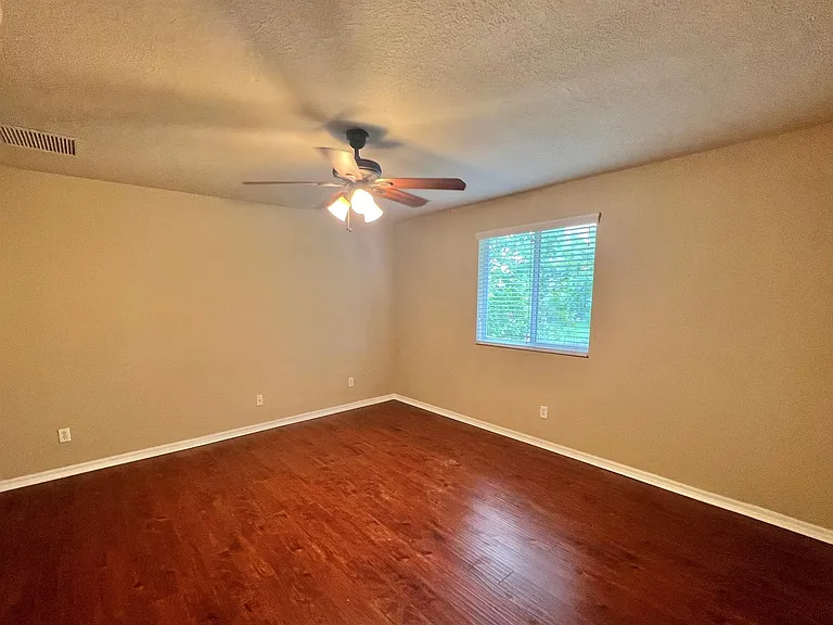 2552 SW Marshfield Ct — Photo 13