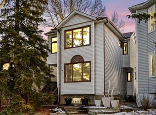 1629 N 29th Ave SW, Calgary, AB T2T 1M6