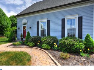 99 W Main St, Elverson, PA 19520