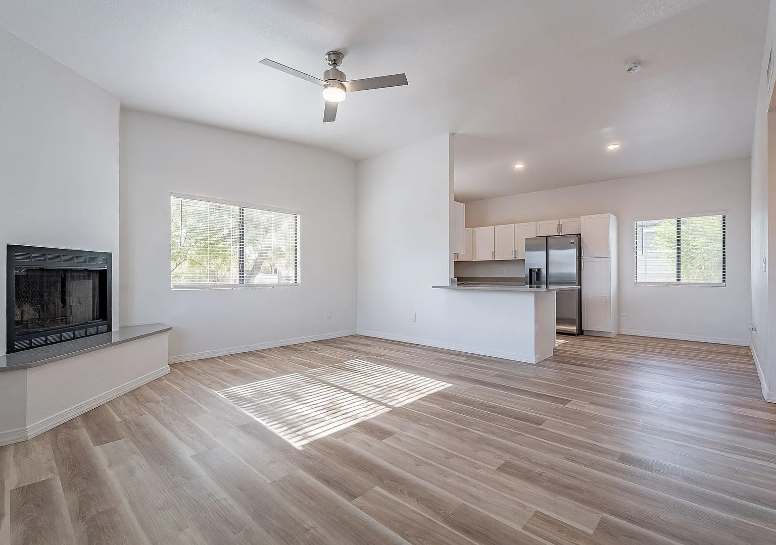1521 N. Park Ave. — Photo 1