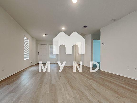 4th image of 18907 Sorento Bay Ln