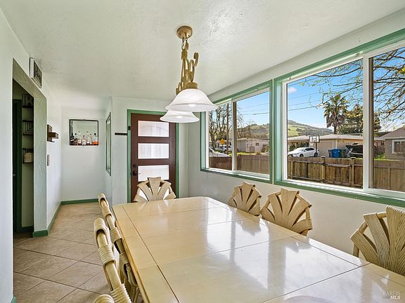 5th image of 1051 San Domingo Drive