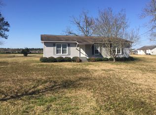 4615 Stage Coach Rd, Pelham, GA 31779