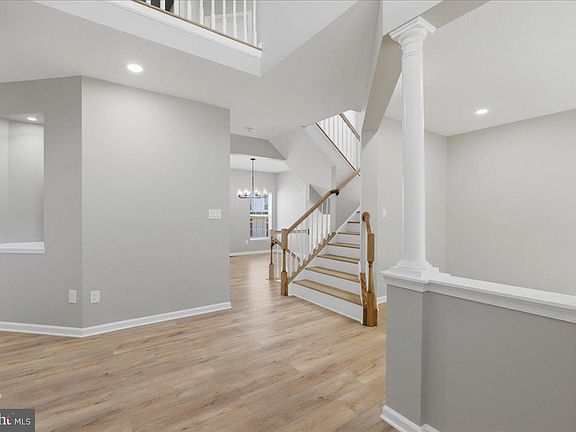 3rd image of 17303 Haverstraw Ct