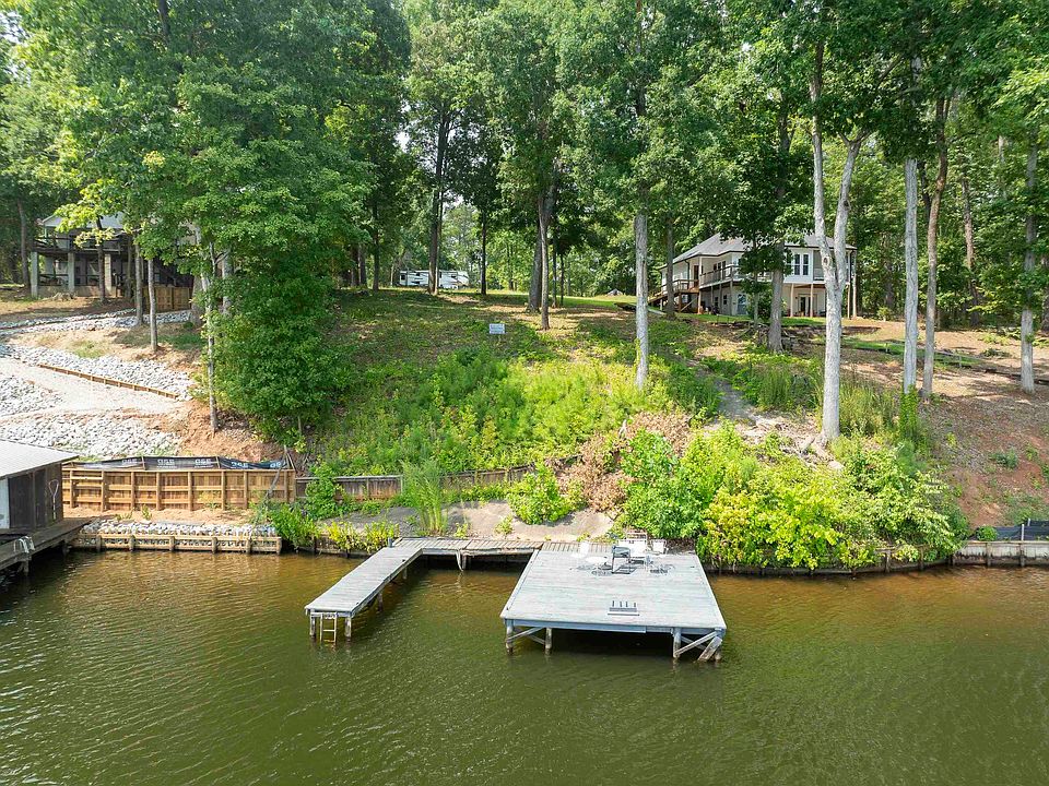 1st image of 149 Mays Rd #6D