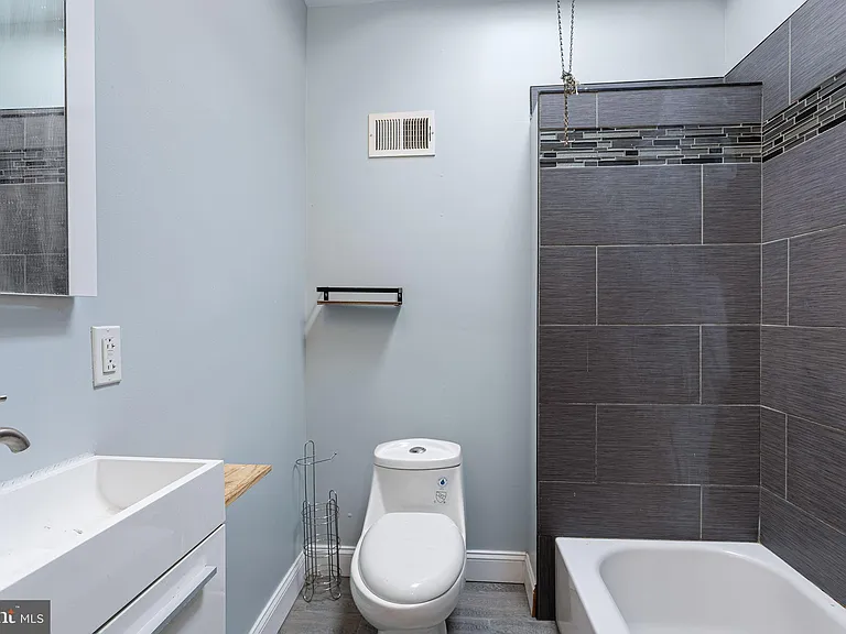 1449 S 32nd St #2 — Photo 16