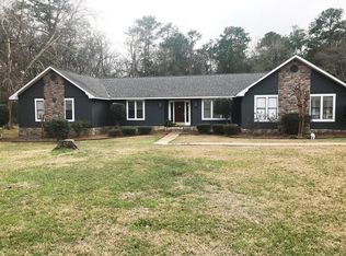 1004 Stratford Ct, Andalusia, AL 36420