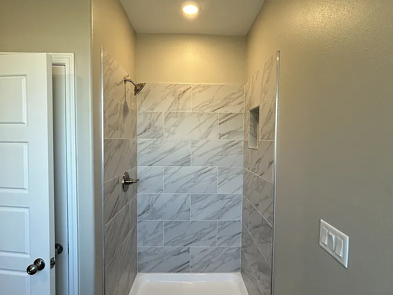 121 Stonebriar Dr — Photo 9